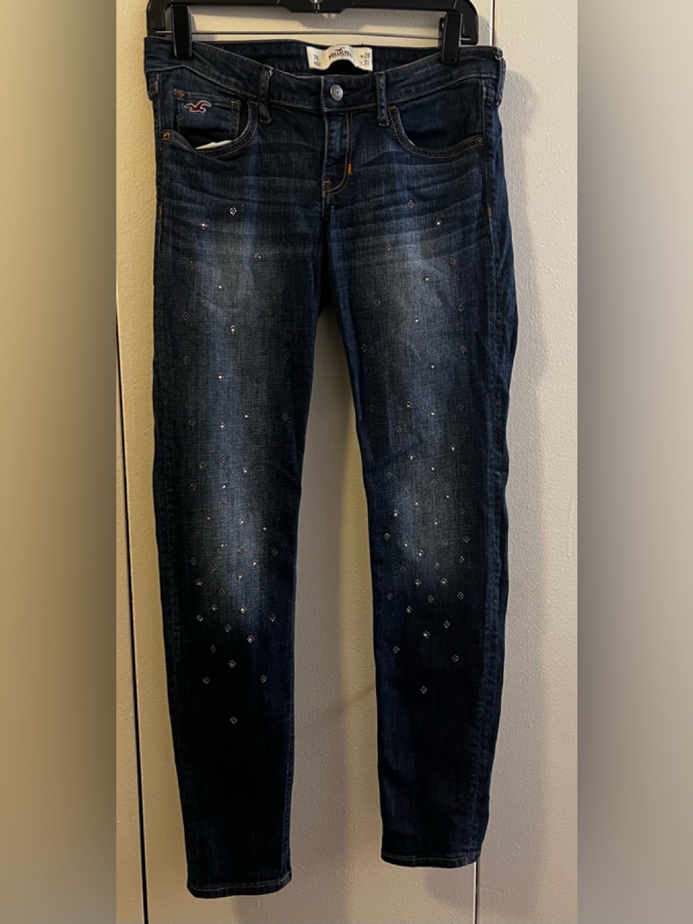 Hollister Dark Wash Jeans with Subtle Rhinestones (W28 L31)